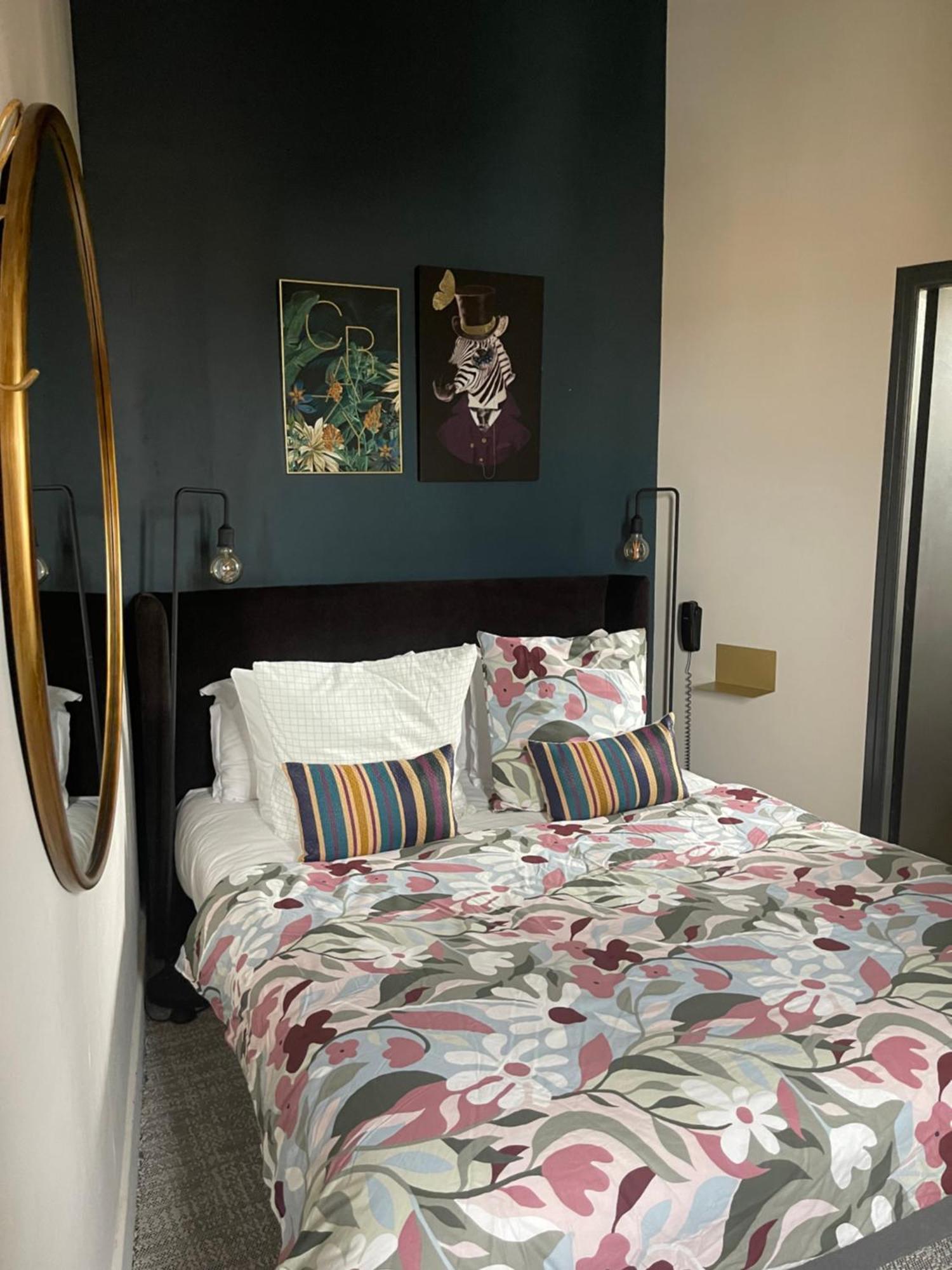Le Victoria Boutique Hotel Сен-Пол-Троа-Шато Екстериор снимка