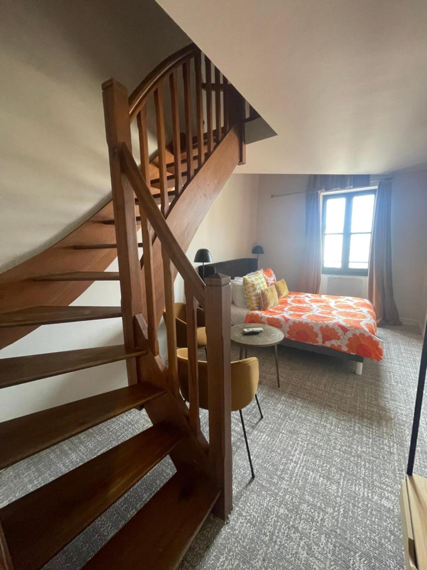 Le Victoria Boutique Hotel Сен-Пол-Троа-Шато Екстериор снимка